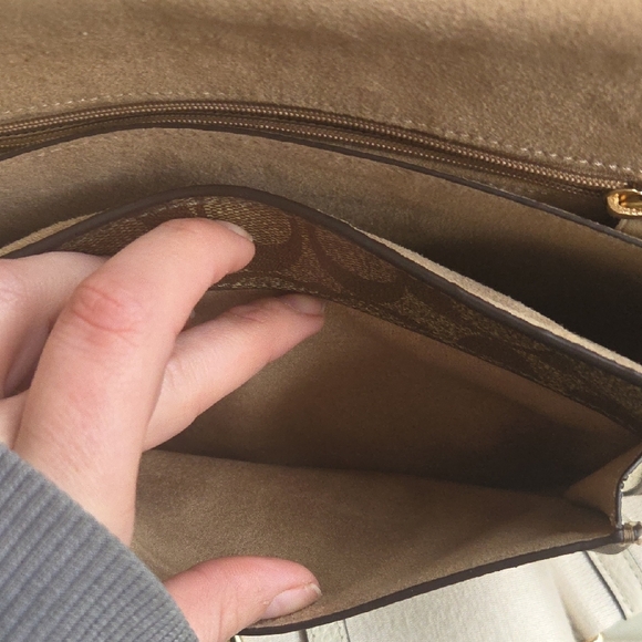 Coach Lucy Cream and Brown Crossbody Bag - Picture 6 of 8